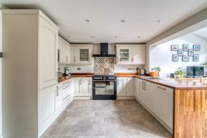 Photo 29- click for photo gallery